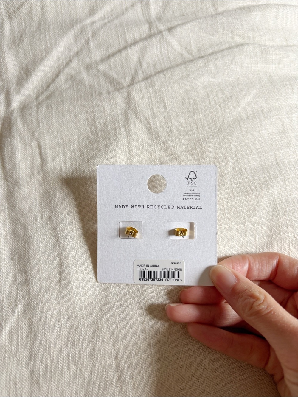 Madewell Gold Teardrop Stud Earrings - Picture 2 of 3
